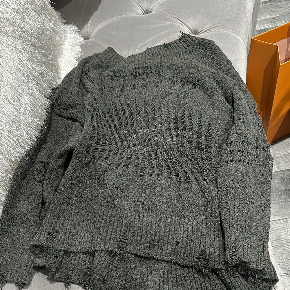 Zara Women's green Sweater